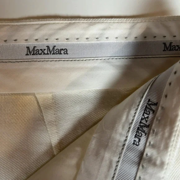 Elegant Cream High-Waisted Bermuda Pants - Picture 5 of 5